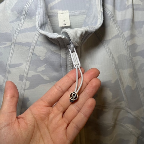 Lululemon Define Jacket Incognito Camo Alpine White Multi Size 8 - Picture 10 of 14